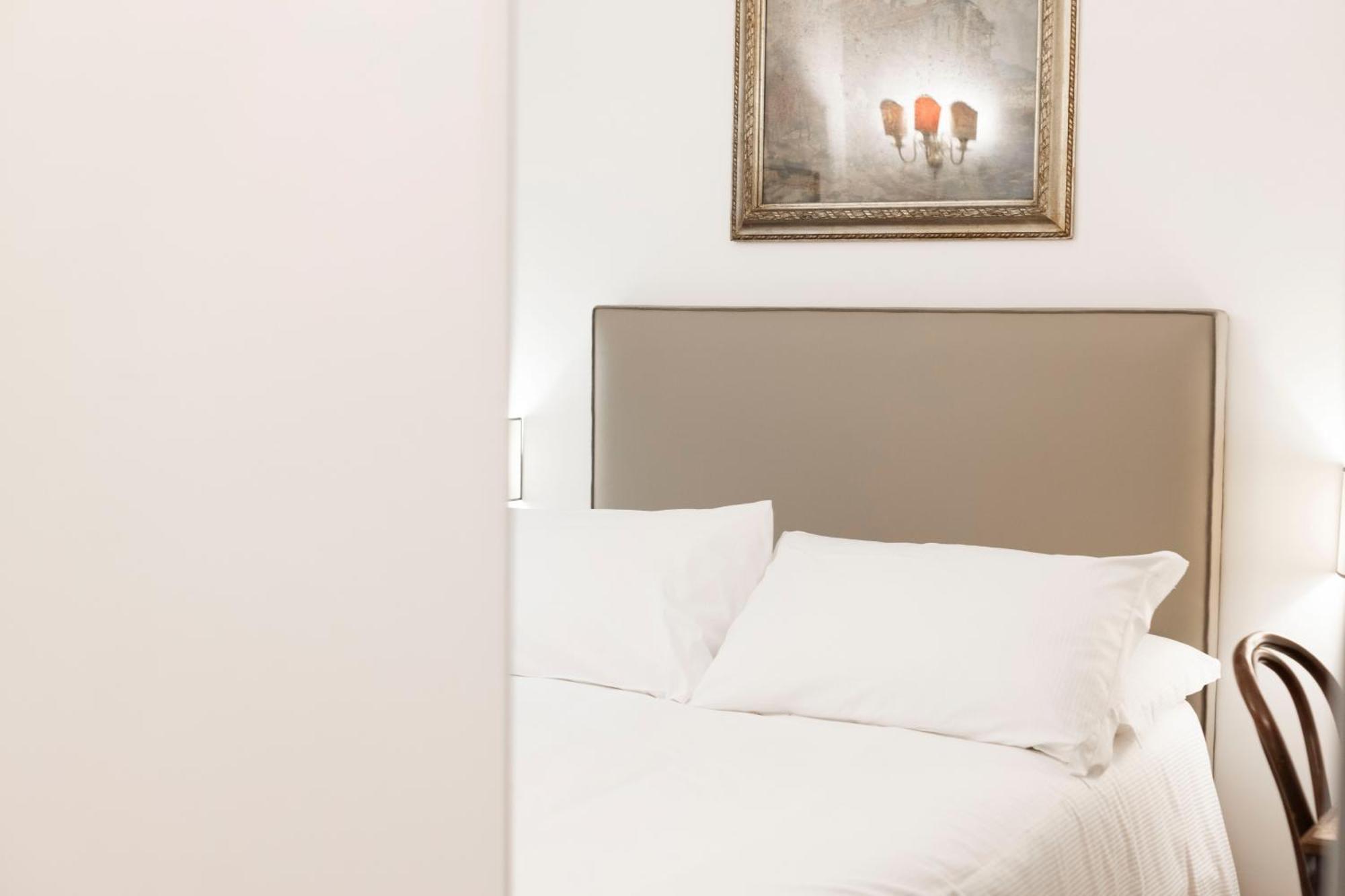 Hotel Domus Vitra Roma Esterno foto